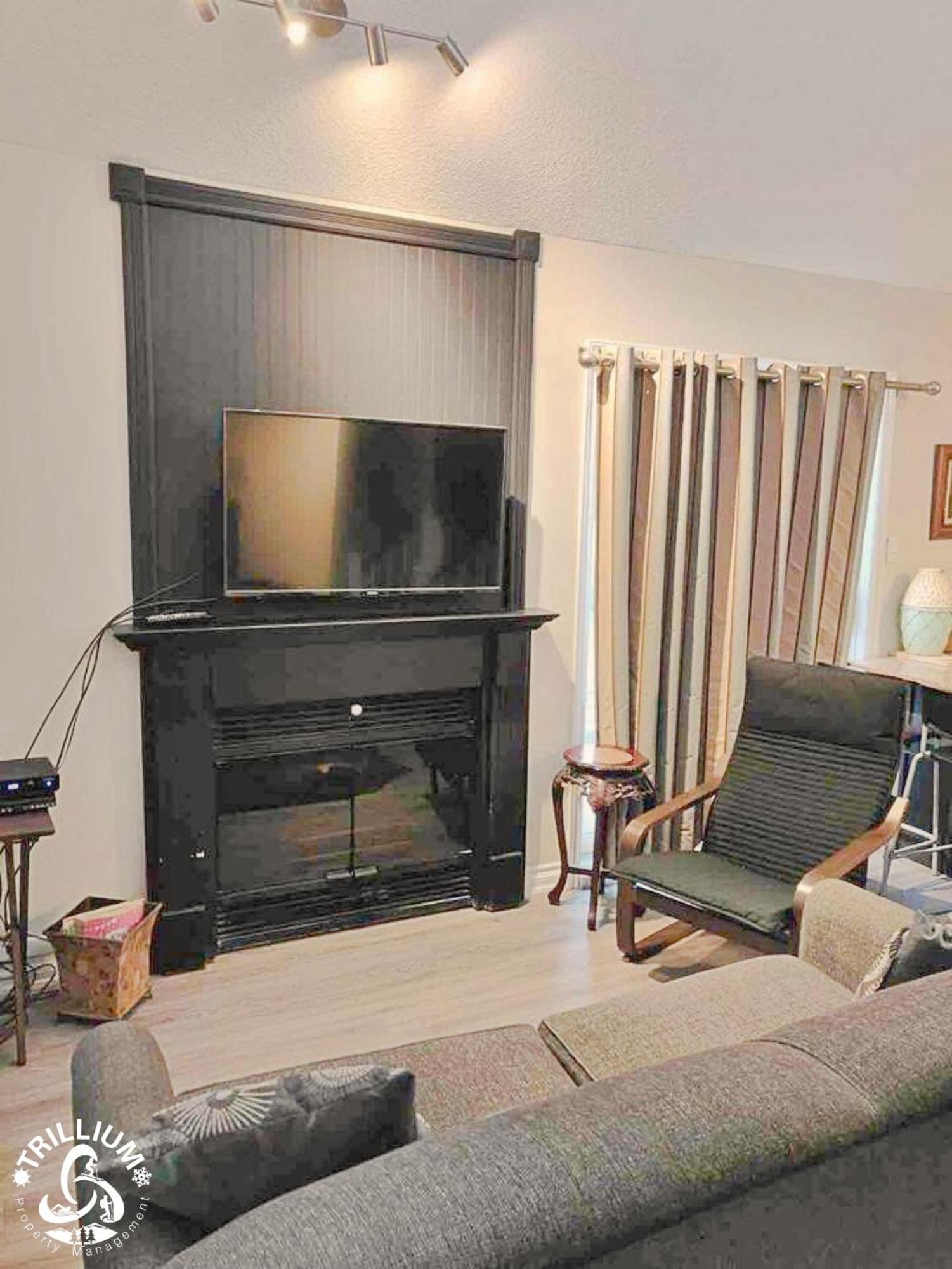 Blue Mountain, Collingwood - Loft Condo, Sleeps 4 블루마운틴 외부 사진
